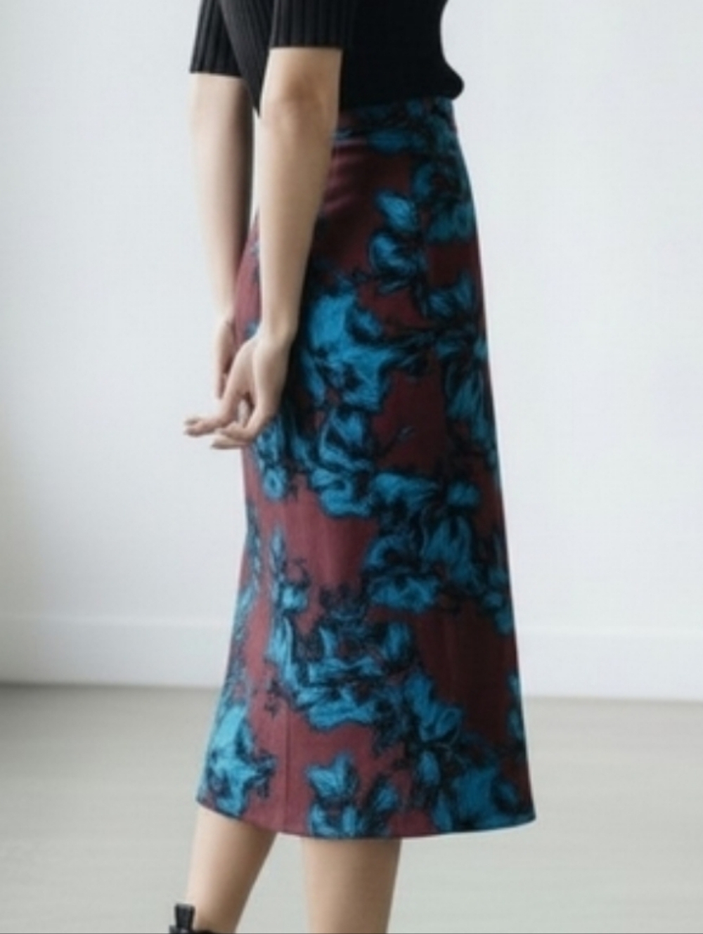 Who What Wear Brown and Blue Floral Pencil Skirt - Sz 6